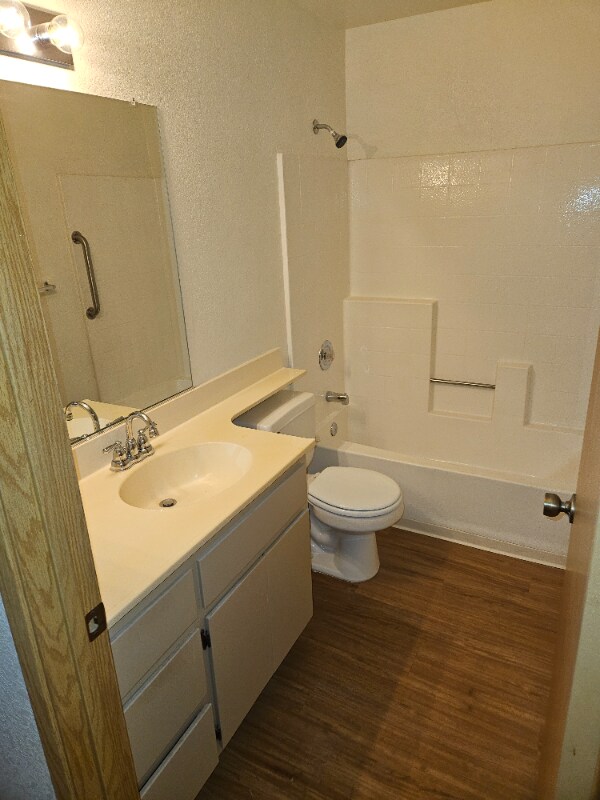 1141 Persimmon Ave unit 13, El Cajon, CA 92021 - photo 2