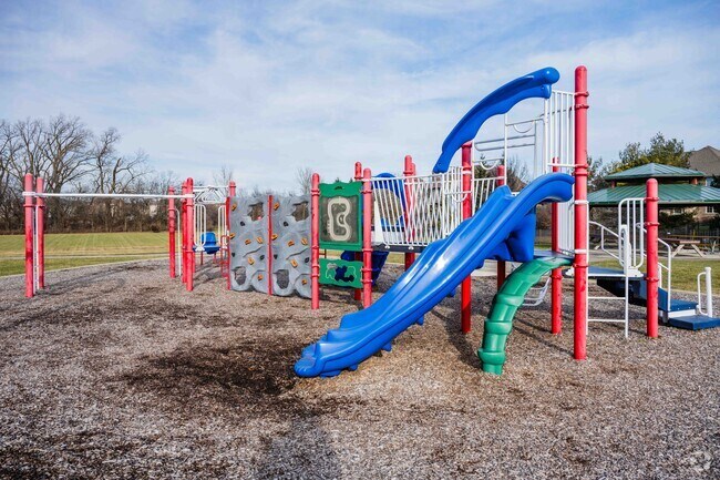 Take your kids to Jackson Creek Park in Frankfort IL and enjoy all the nice amenities.