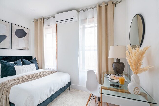 515 W 48th St unit ID1021970P, New York, NY 10036 - photo 6