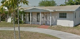 6451 SW 2nd St, Pembroke Pines, FL 33023