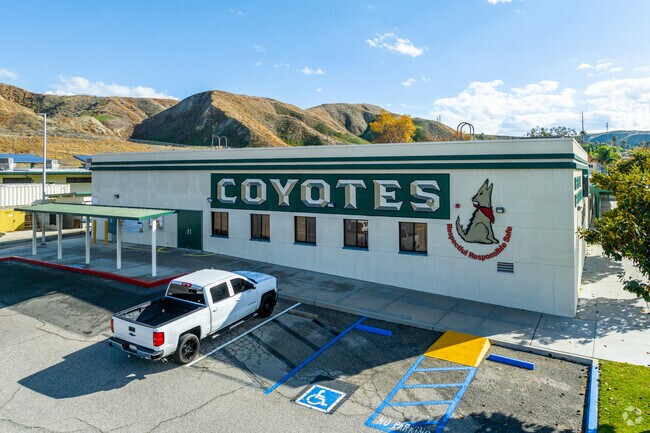 Reche Canyon Elementary School has dozens of effective and excellent teachers and staff.