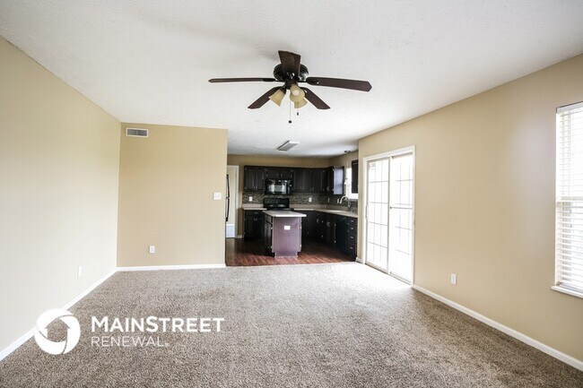 6672 Colleens Way, Indianapolis, IN 46221 - photo 5