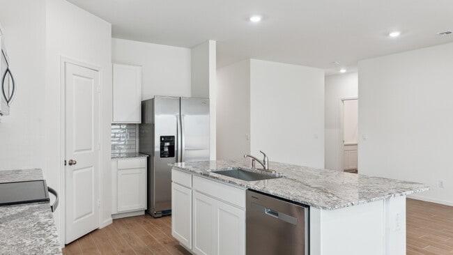 25482 W Fraktur Rd, Buckeye, AZ 85326 - photo 4