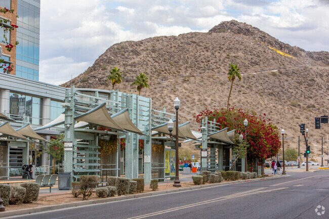 The Valley Metro offers public transportation with easy access to Clark Park residents.
