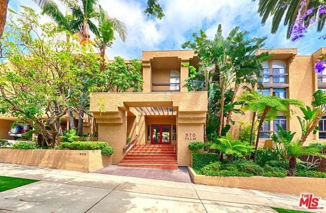 Proudly enter your new home, in the middle of it all