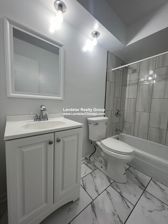 1523 W Morse Ave unit 1, Chicago, IL 60626 - photo 4