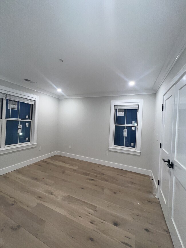 9 Everett St unit 6, Allston, MA 02134 - photo 6