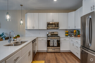 9000-9100 N White Oak Ln, Bayside, WI 53217