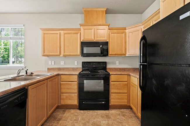 Charles Point, Medford, OR 97501 - photo 6