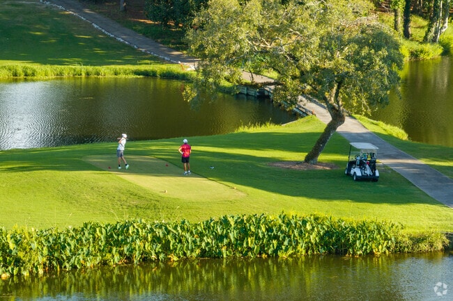 Residents of Rocky Bayou Estates love a good game of golf.
