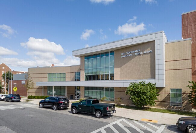 Fort Worthington Elementary/Middle School serves students in grades K-8.