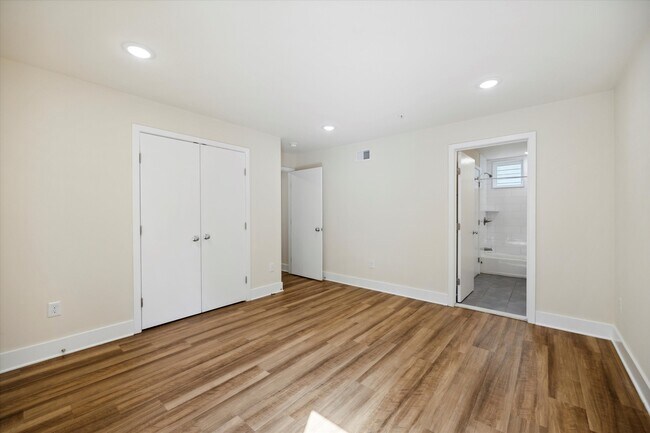 1519 N Sydenham St unit A, Philadelphia, PA 19121 - photo 5