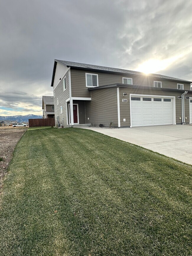 710 Black Diamond St Unit B, Belgrade, MT 59714