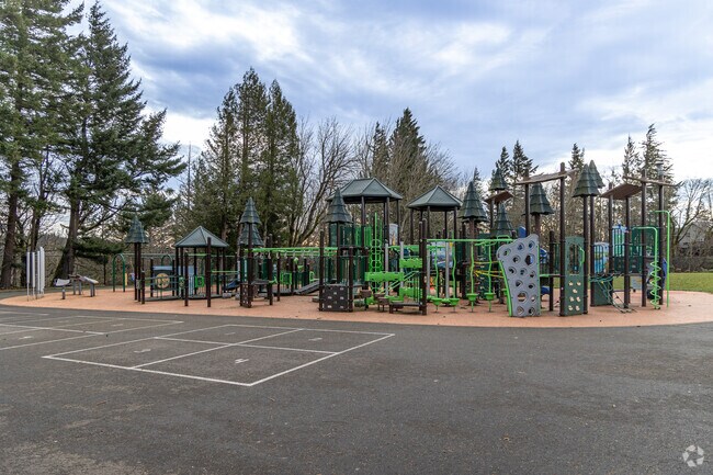 Troutdale Elementary School receives a C-plus grade from Niche.