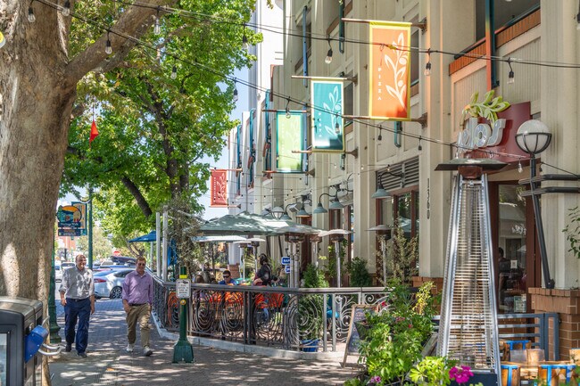 Downtown Walnut Creek features charming, tree-lined streets perfect for leisurely strolls.