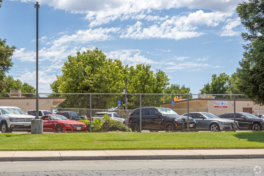 Welcome to Valley Community School Merced Campus in Merced.