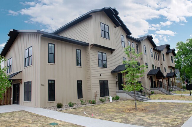 Archway Townhomes | Exterior