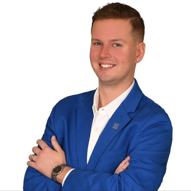 Agent Photo