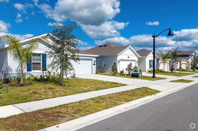 This Osteen neighborhood ensures safe play with its wide streets and sidewalks.