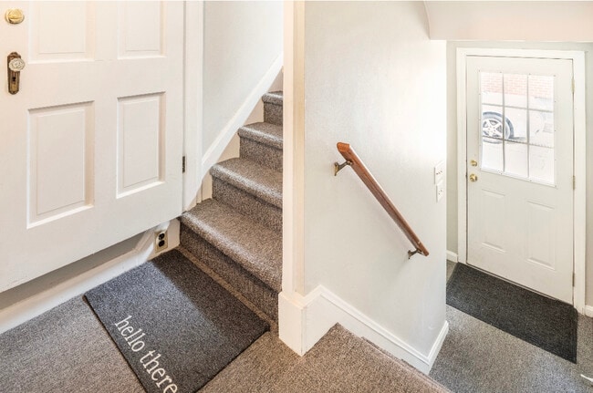 1128 Covedale Ave unit Covedale Floor 2, Cincinnati, OH 45238 - photo 6