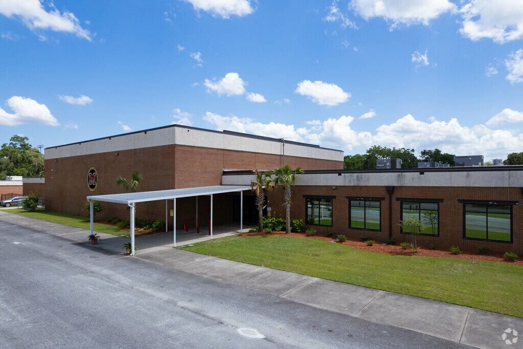 McIntosh County Middle School teaches 6th-8th graders and has a strict no phones policy.