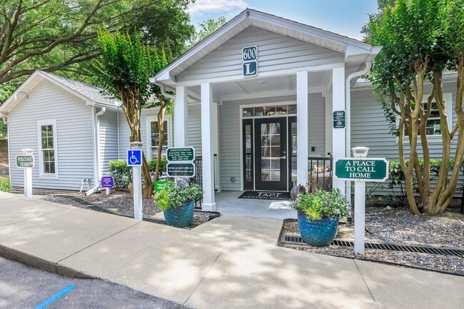 Azalea Place, Tallahassee, FL 32301 - photo 2