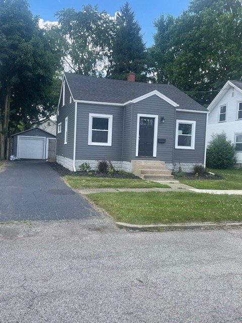 426 Williams St SE, Niles, OH 44446