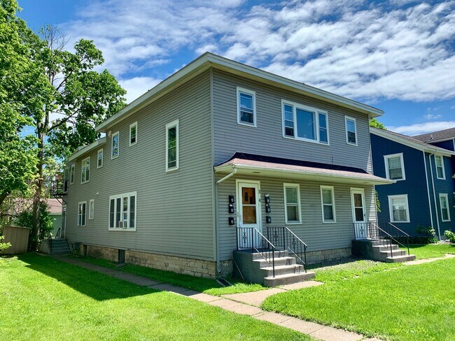 221 8th St S unit 6, La Crosse, WI 54601 - photo 3