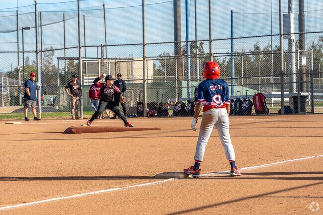 You and your loved ones can have a great time engaging in baseball at Big League Sports Park.