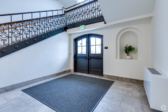 Twelve22, Saint Paul, MN 55104 - photo 3