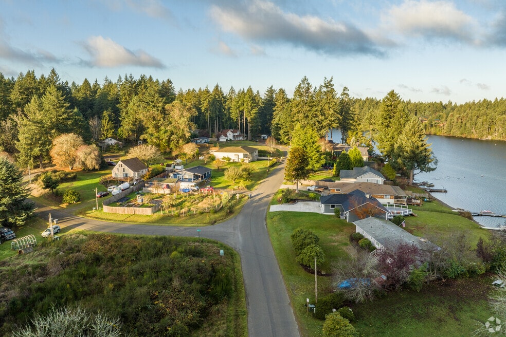 Neighborhood_Anderson Island_V1_120523