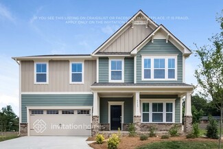 5069 Stonehill Ln, Matthews, NC 28104
