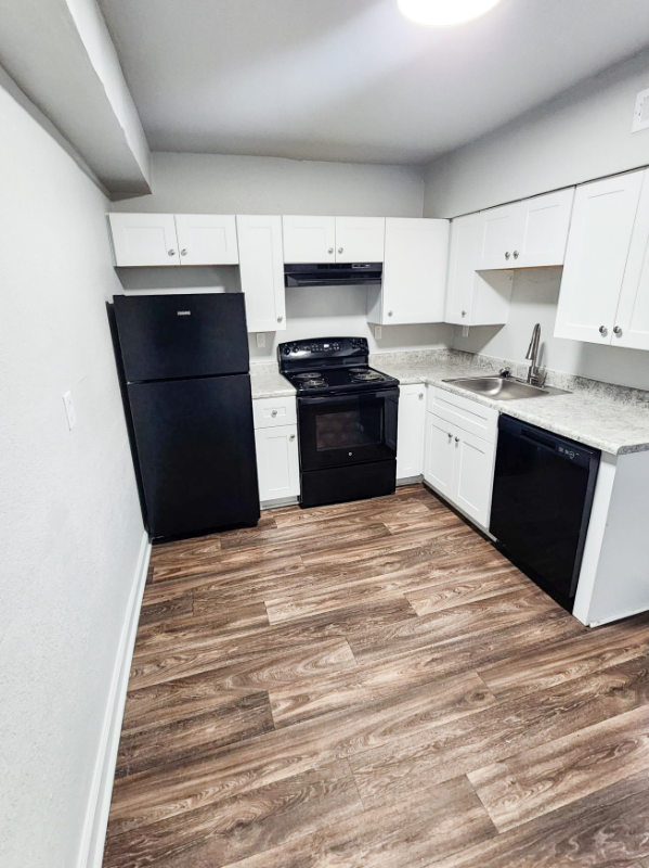 548 Madison St Unit 21E, Portsmouth, VA 23704