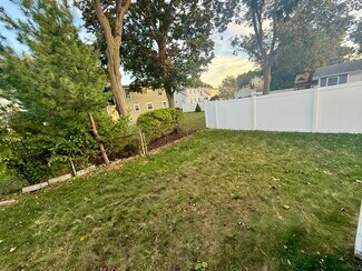 8 Brandley Rd, Watertown, MA 02472