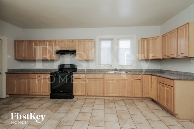 649 Price Ave, Calumet City, IL 60409 - photo 5