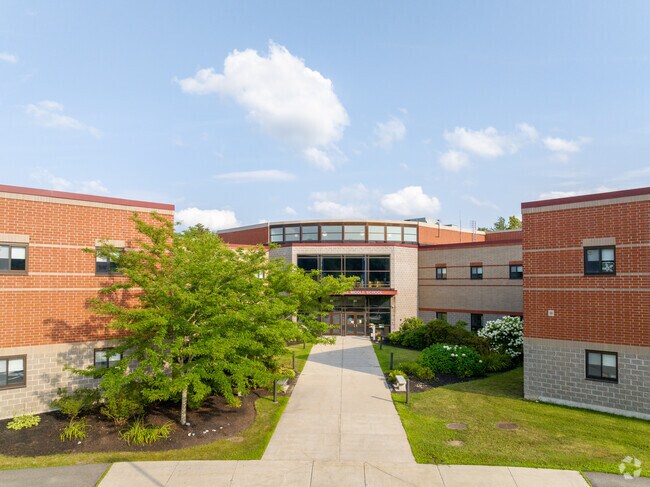 Kearsarge Regional Middle School in nearby Warner serves grades 6-8.