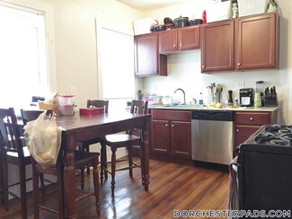 74 Romsey St Unit 2, Boston, MA 02125