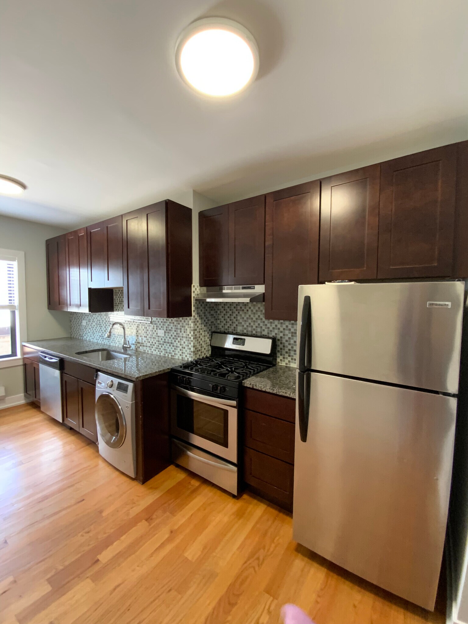 545 Chestnut St unit E545-303, Winnetka, IL 60093 - photo 1