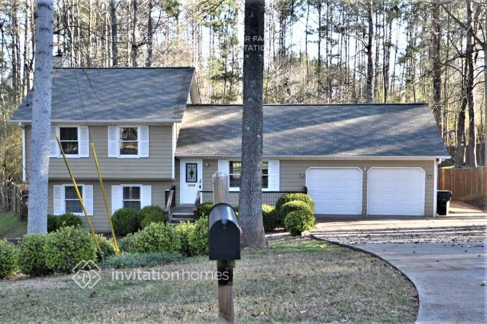 695 Bankshire Dr, Suwanee, GA 30024 - photo 1