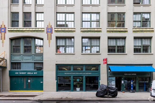 Manhattan Village Academy in the Flatiron District is close to Madison Square Park.