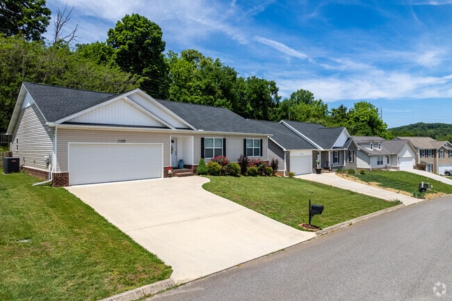 Modern subdivisions have begun to pop up around Mascot.