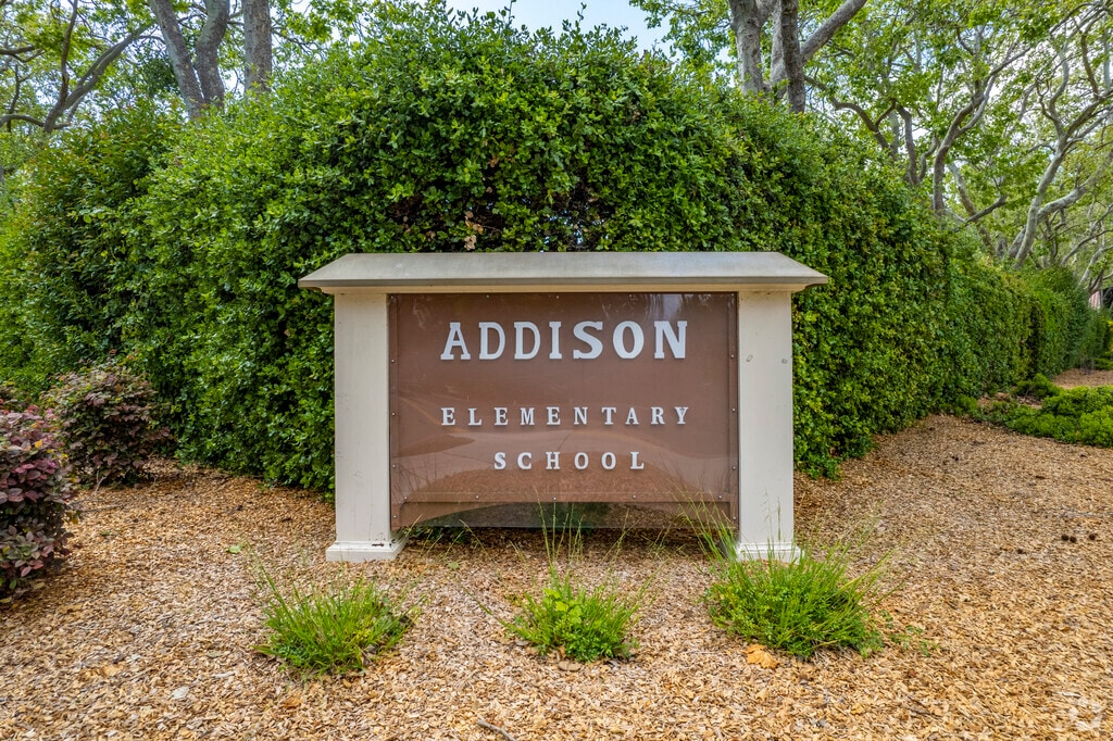 Welcome to Addison Elementary School located in University South.