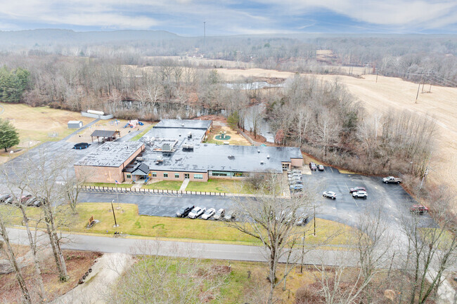 Helmsburg Elementary School