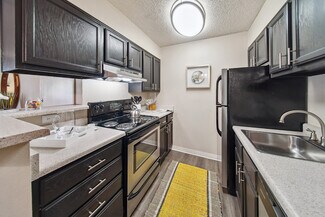 3550 S Kendall St, Denver, CO 80235