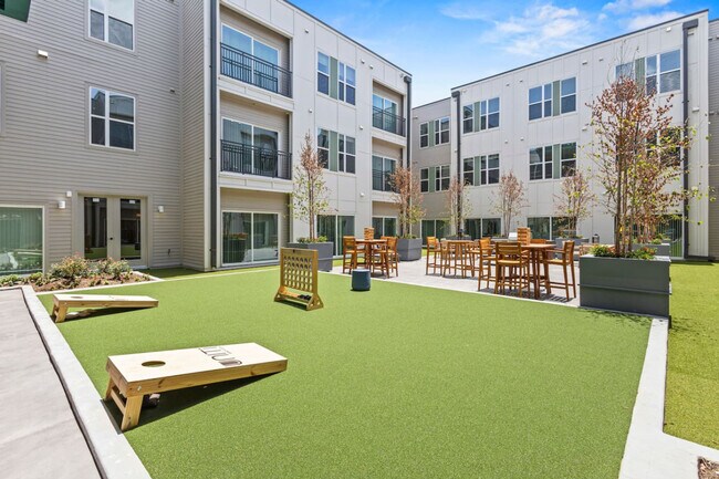 596 W 9th St unit ID1335747P, Dallas, TX 75208 - photo 3