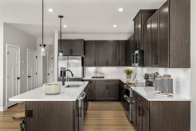 2502 Baydon Ln, Downingtown, PA 19335 - photo 4