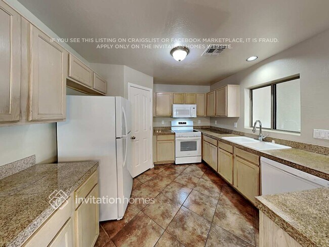 12302 W Dreyfus Dr, El Mirage, AZ 85335 - photo 6