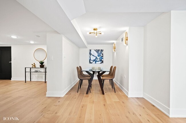 626 N State St unit 4R, Chicago, IL 60654 - photo 7