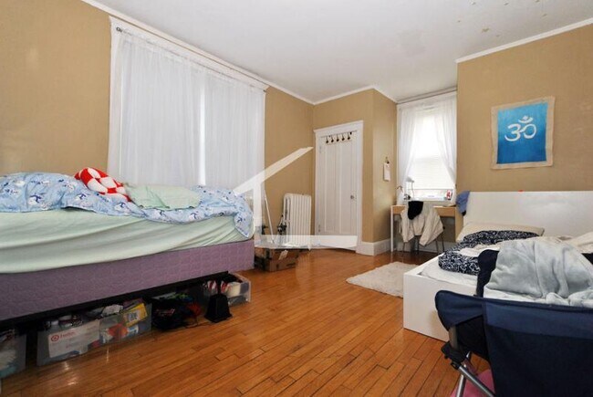 54 Egmont St unit 4, Brookline, MA 02446 - photo 6