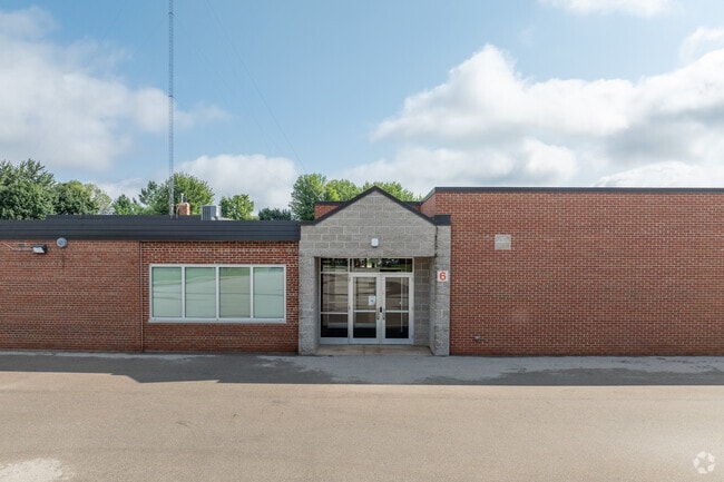 Readfield Elementary School has great academic and athletic opportunities for students.